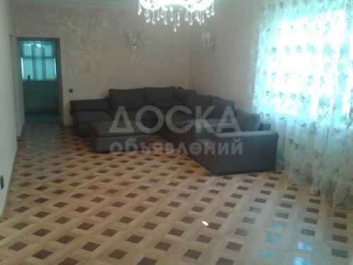 Продаю дом 6-ком., 79кв. м., этаж-1, 5-сот., стена кирпич, Тойгонбаева.