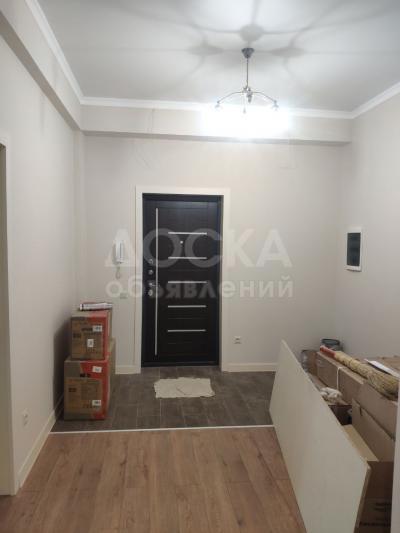 Продаю 2-комнатную квартиру, 87кв. м., этаж - 2/10, Чуйкова Коенкозова.