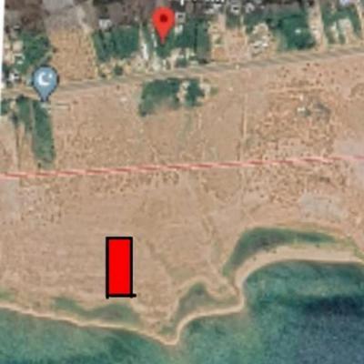 Продается земельный участок под строительство обьектов рекреации площадью 0,70 га с пляжем.