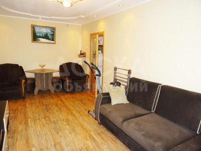 Продаю 3-комнатную квартиру, 50кв. м., этаж - 1/4, Ибраева/Лермонтова..