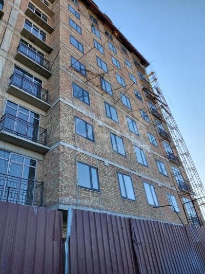 Продаю 1-комнатную квартиру, 47,33кв. м., этаж - 3/10, Севастопольская, 6.