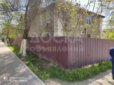 Продаю 3-комнатную квартиру, 55,6кв. м., этаж - 1/2, Ноокенский р/н.,г.Кочкор-Ата, ул. Ленина, д.№35.