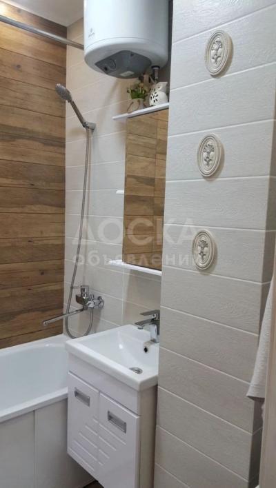 Продаю 2-комнатную квартиру, 49кв. м., этаж - 1/5, Московская/Темирязева.