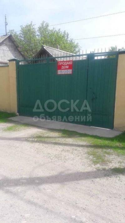 Продаю дом 4-ком. 82кв. м., этаж-1, 15-сот., стена кирпич, село Ново-Покровка..