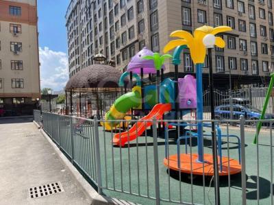 Продаю 2-комнатную квартиру, 50кв. м., этаж - 2/10, жд вокзал.