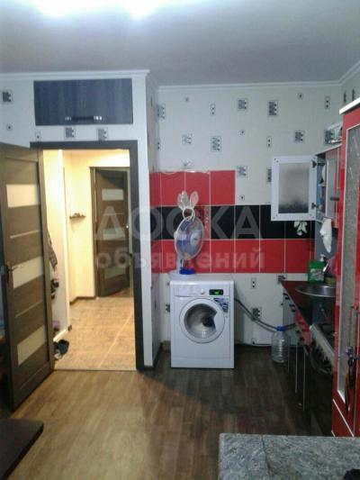 Продаю квартиру 2-ком., 48кв. м., этаж - 5/5, Микр. Достук .