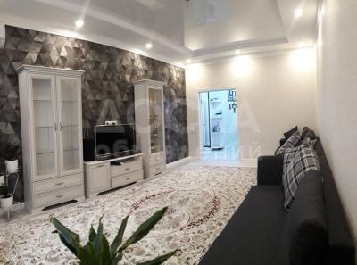 Продаю квартиру 2-ком., 87кв. м., этаж - 9/9, жилом комплексе "АК БАРС" на Горького / Кара-Кульская (Ботанический сад).