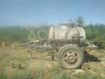 Продаю алюминиевую бочку(цистерна) емкость 1 тонн Т: 0700334748