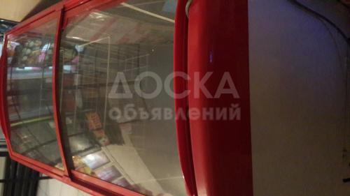 Продается витринный морозильник
