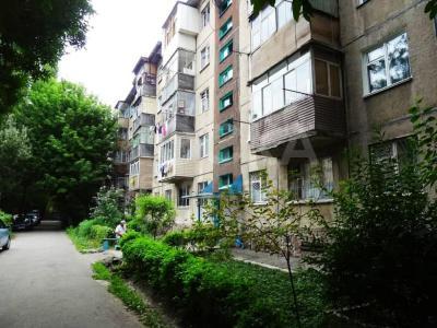 Продаю 3-комнатную квартиру, 58,3кв. м., этаж - 1/5, Элебаева/Кулатова.