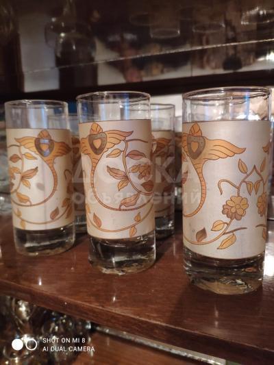 Продаю набор стеклянных стаканов.