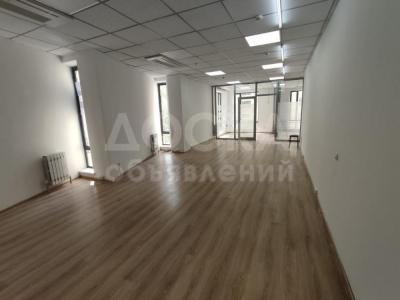 Продаю 5-комнатную квартиру, 118кв. м., этаж - 6/10, боконбаева/ разакова.