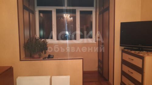 Продаю квартиру 1-ком., 47кв. м., этаж - 9/9, кок-джар 21 дом.