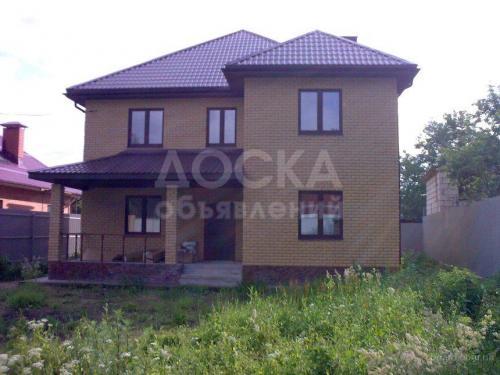 Продаю коттедж 1-ком., 1кв. м., этаж-1, 1-сот., стена кирпич, С.БОСТЕРИ.