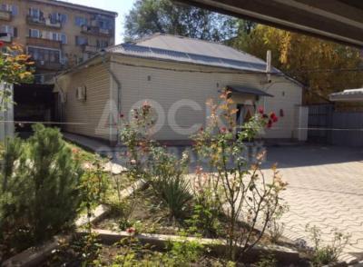 Продаю коммерческую недвижимость свободного назначения 380кв. м., Аламедин 1 .