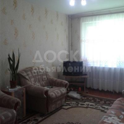 Продаю квартиру 1-ком., 30кв. м., этаж - 1/4, Ул Ленинградская 27 кв 38.