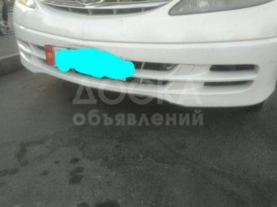 Продам бампер на Естиму 2002 года