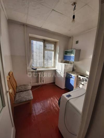 Продаю 1-комнатную квартиру, 30кв. м., этаж - 2/5, 5мкр по К.Маркса