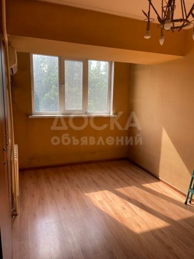 Продаю 2-комнатную квартиру, 52кв. м., этаж - 8/9, пр.Манаса х пр.Чуй, маг."Океан", Филармония