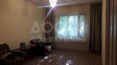 Продаю 2-комнатную квартиру, 47кв. м., этаж - 1/3, Рынок Кудайберген .