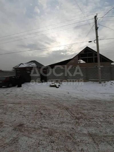 Продаю дом 3-ком. 100кв. м., этаж-1, 5-сот., стена другое, Ак Ордо.