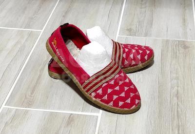 Мягкие джинсовые слипоны