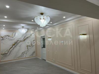 Продаю 3-комнатную квартиру, 99кв. м., этаж - 6/10, К.Акиева-Фрунзе.