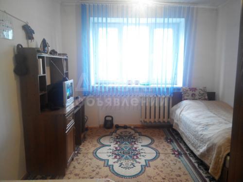 Продаю квартиру 1-ком., 18,6 кв.мкв. м., этаж - 4/4, ул. Киевская 222.