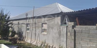 Продаю дом 4-ком. 120 квкв. м., этаж-1, 10 соток-сот., стена кирпич, Село военн - антоновка.