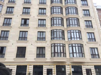 Продаю квартиру 3-ком., 115кв. м., этаж - 8/10, Юж.магисталь/Проспект Мира.