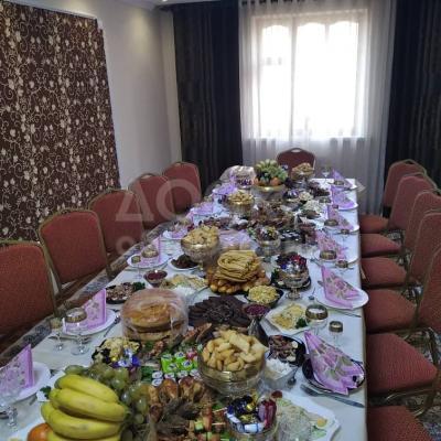 Сдаём на прокат столы, стулья, чехлы, скатерти.