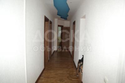 Продаю 5-комнатную квартиру, 122кв. м., этаж - 6/7, Тыныстанова/Боконбаева .