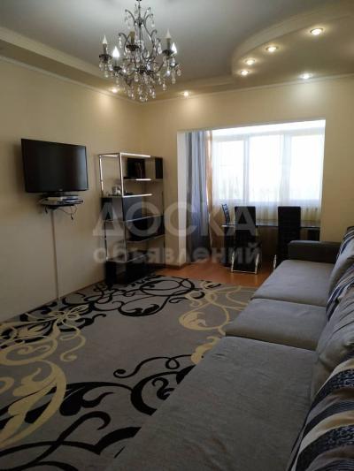 Продаю 3-комнатную квартиру, 82 кв.м.кв. м., этаж - 6/9, Аламедин-1.