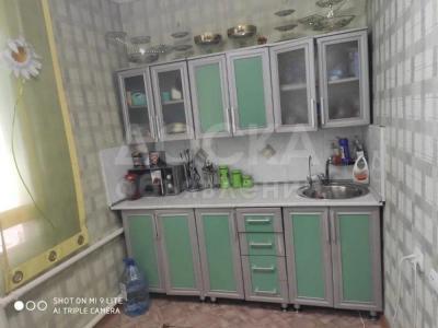 Продаю дом 4-ком. 470квкв. м., этаж-1, 4,7-сот., стена кирпич, Ереванская 21.