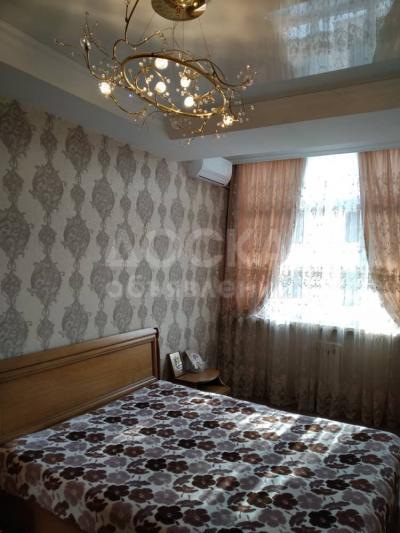 Продаю 2-комнатную квартиру, 92кв. м., этаж - 7/9, Табышалиева 117.