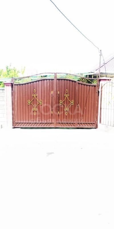 Продаю дом 4-ком. 94кв. м., этаж-1, 4-сот., стена кирпич, с.Новопавловка, Бейшеналиева 4а.