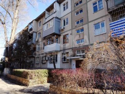 Продаю 3-комнатную квартиру, 58кв. м., этаж - 4/4, 9мкр.