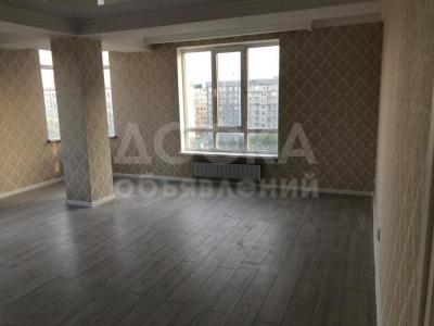 Продаю 3-комнатную квартиру, 123кв. м., этаж - 10/10, Фрунзе/Свердлова.