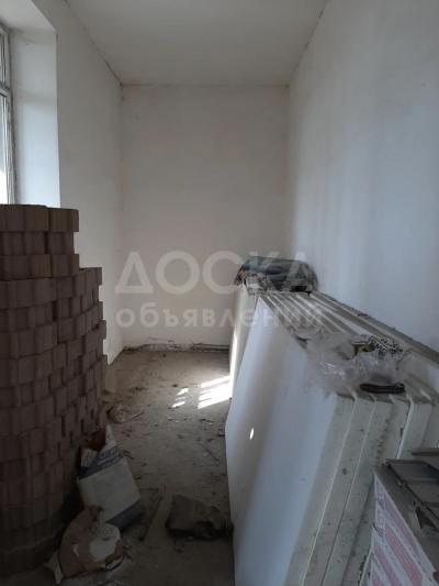 Продаю коттедж 5-ком. 180кв. м., этаж-1, 11-сот., стена кирпич, Ново-Покровка.