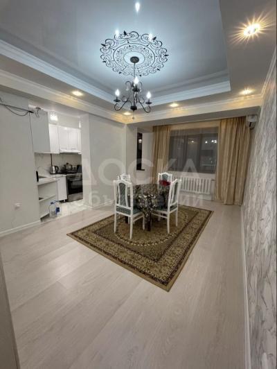 Продаю 2-комнатную квартиру, 52кв. м., этаж - 10/10, Джал.