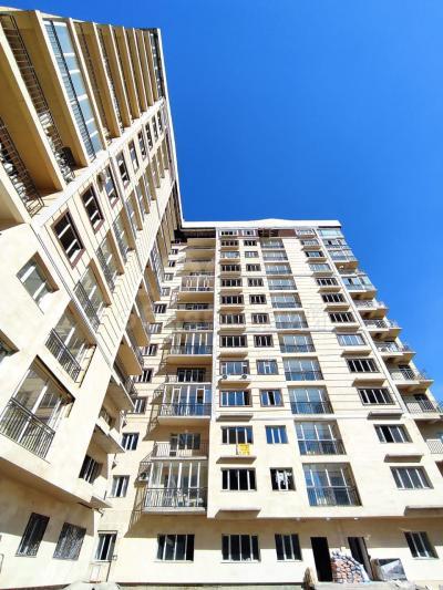 Продаю 2-комнатную квартиру, 72кв. м., этаж - 2/10, 7мкр.