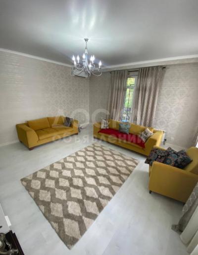 Продаю 3-комнатную квартиру, 120кв. м., этаж - 2/4, Ата-Тюрк.