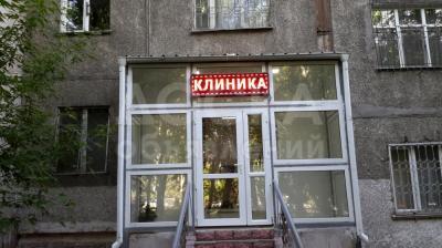 Продаю офисное помещение 57кв. м., Восток-5, по ул.Алма-А, напротив р.Мадина..
