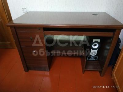 Продаю новый стол для компьютера