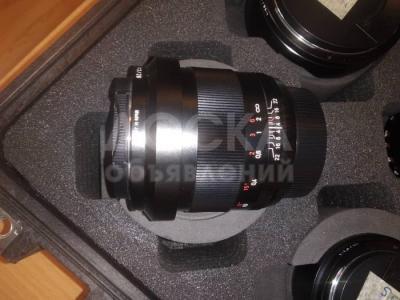Продаю Видеокамеру с объективами!