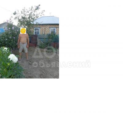 Продаю дом 4-ком. 53кв. м., этаж-1, 10-сот., стена кирпич, Военно-Антоновка, ул Кирова 155.