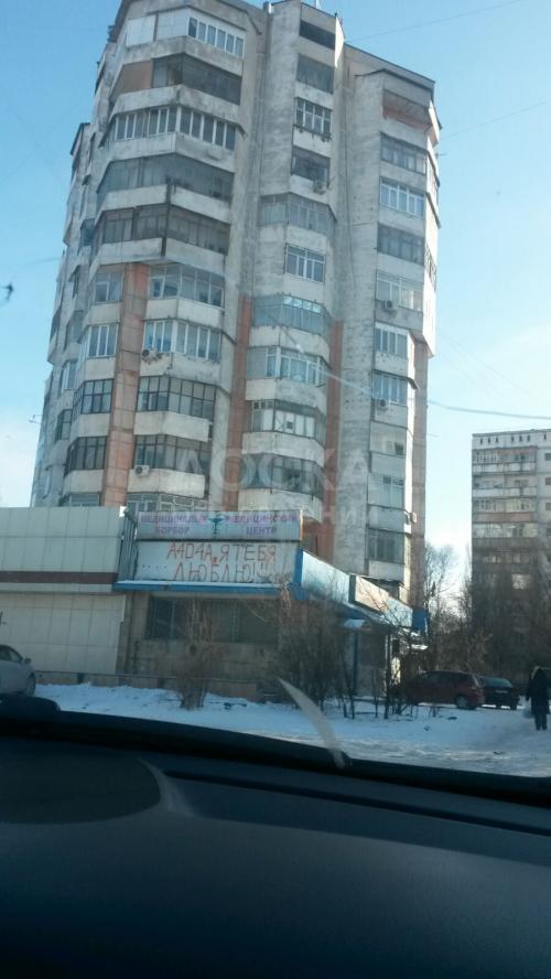 Продаю квартиру 2-ком., 50кв. м., этаж - 4/10, ул.ЖибекЖолу-Карпинка,