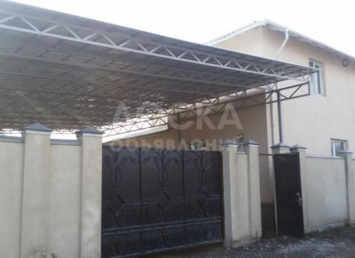 Продаю дом 5-ком., 170кв. м., этаж-2, 8-сот., стена кирпич, Арча-Бешик,Баха-Ю.Магистр..