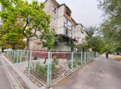 Срочно продам 3 комнатную квартиру,58,4кв.м., 104 серии, 4/4 эт., 5 мкр, 41т.$. Бишкек