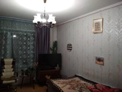 Продаю 2х комнатную квартиру городок Строителей